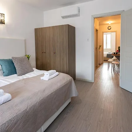 Csillag Balatonalmádi