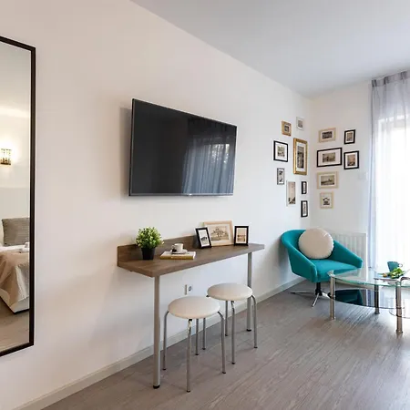 Csillag * Balatonalmádi