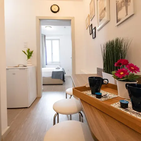 Csillag Apartment