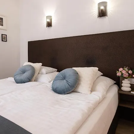 Csillag Balatonalmádi