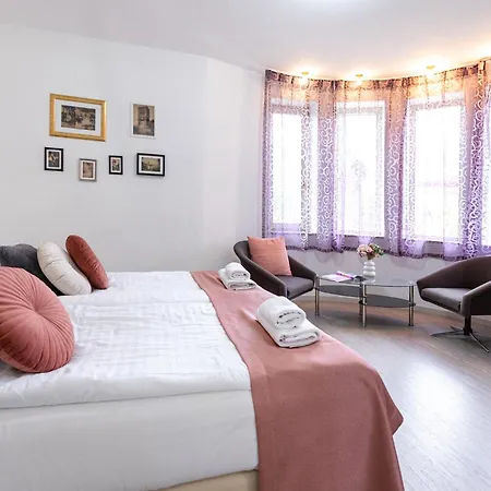 Apartamento Csillag *