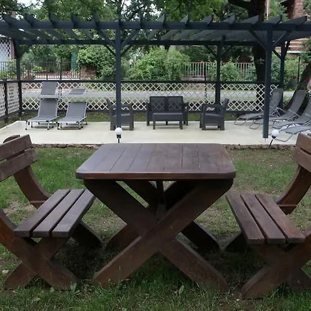 Csillag Apartman *