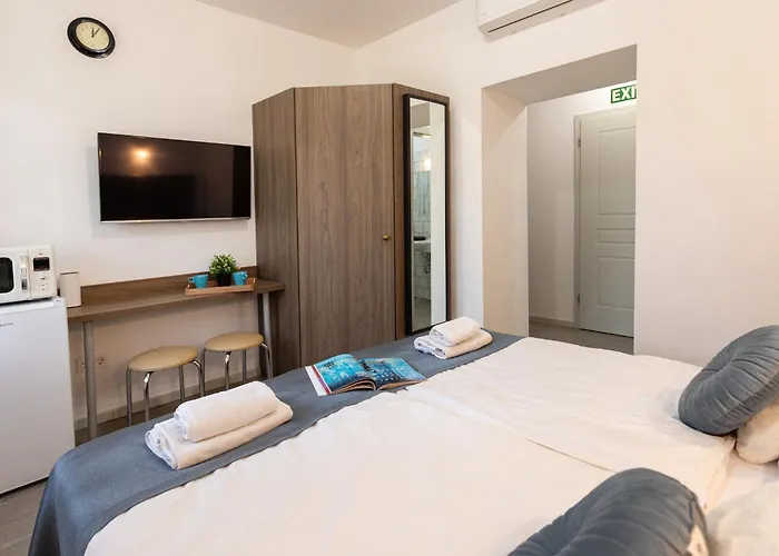 Csillag * Balatonalmádi