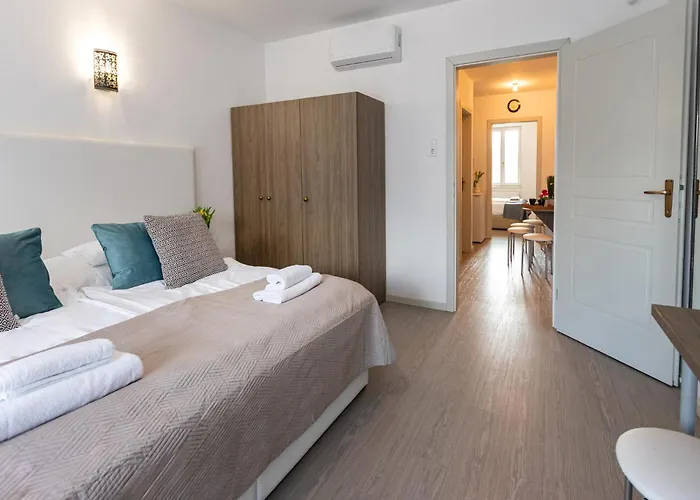 Csillag Balatonalmádi