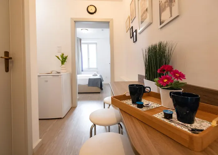Csillag Apartman
