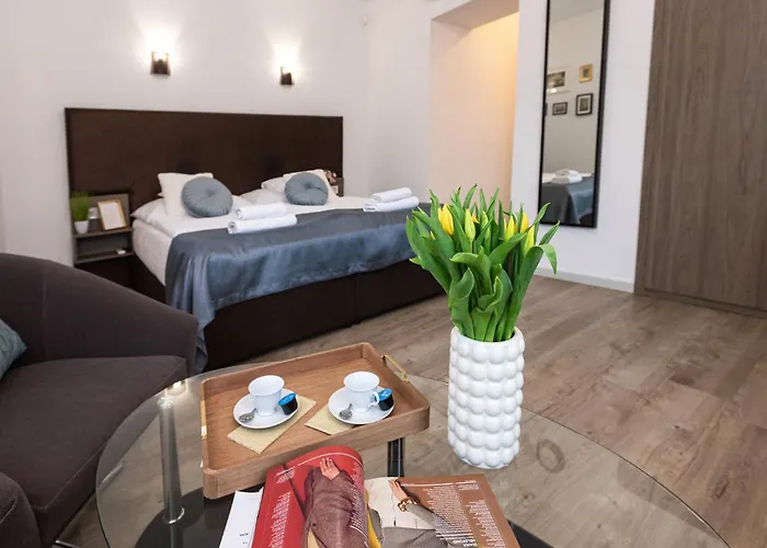 Csillag * Balatonalmádi